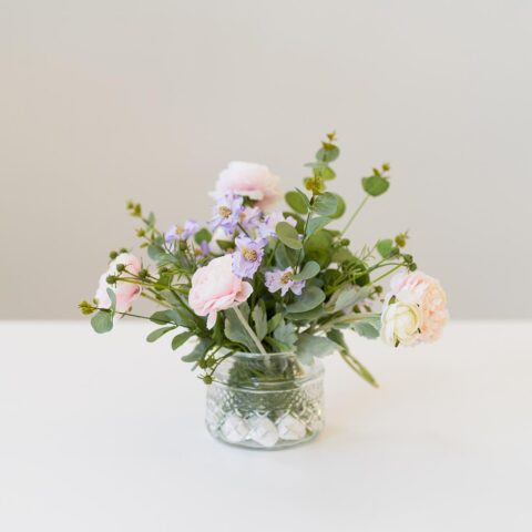 CENTRO FLORAL PEQUEÑO ARTIFICIAL COLECCION CLASICA