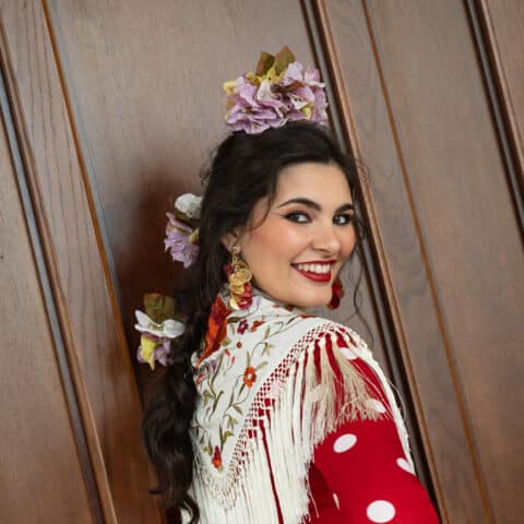 CONJUNTO RAMILLETE DE BUGANVILLA MALVA + 2 RAMITOS PARA TRENZA