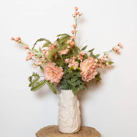 JARRÓN PORCELANA CON FLORES SALMÓN
